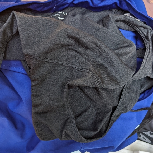 Under Armour 7" Launch Stretch Woven Run Shorts, like new! - Picture 10 of 10